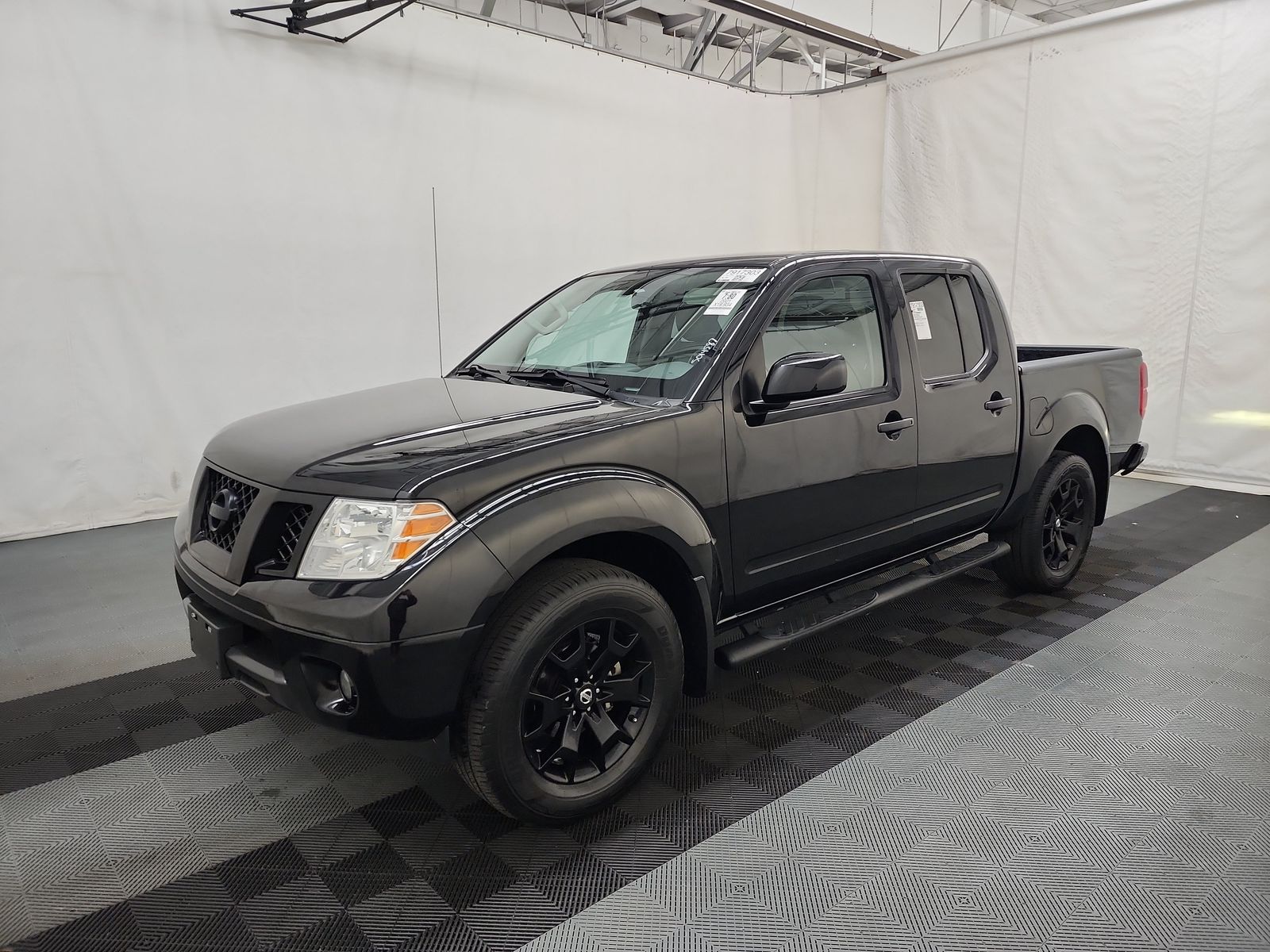 2021 Nissan Frontier SV Crew Cab Short Bed