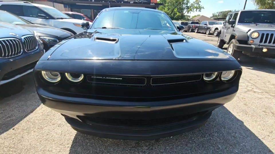 2017 Dodge Challenger SXT