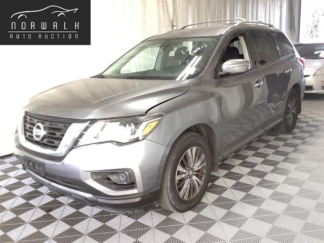 2020 Nissan Pathfinder S