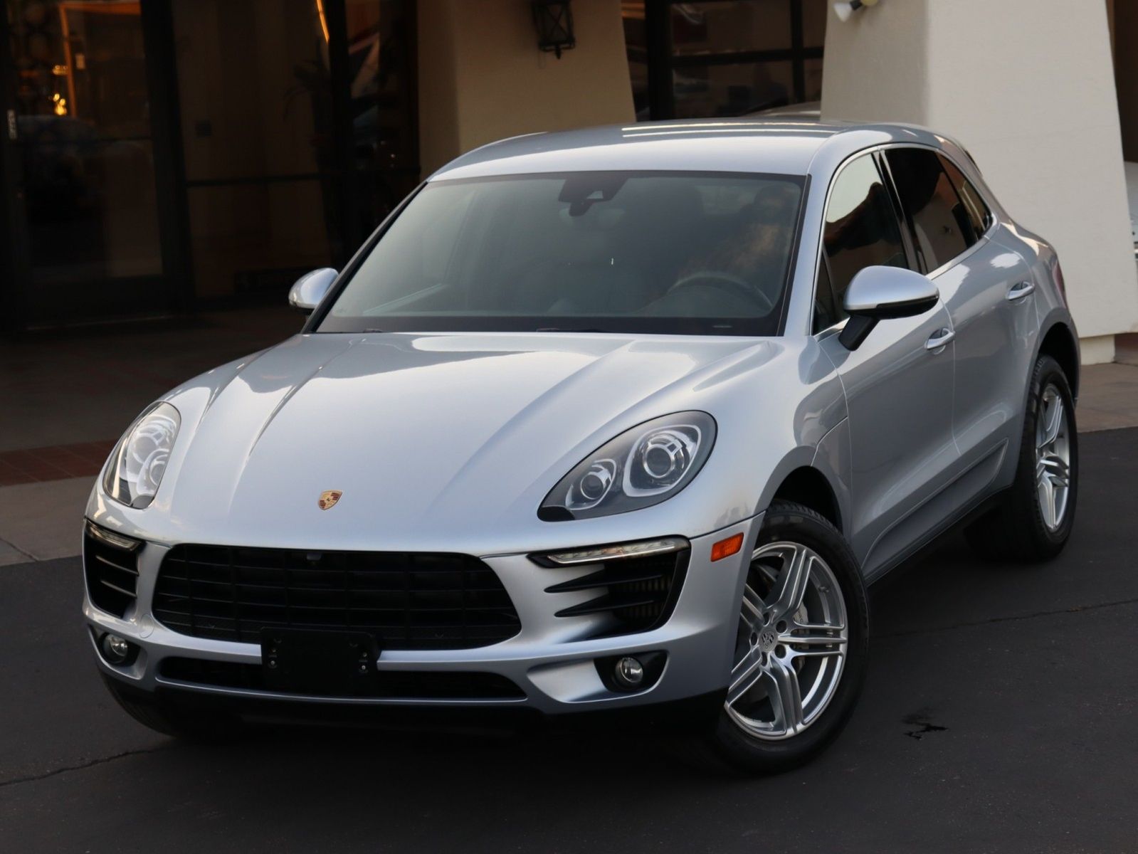 2017 Porsche Macan S
