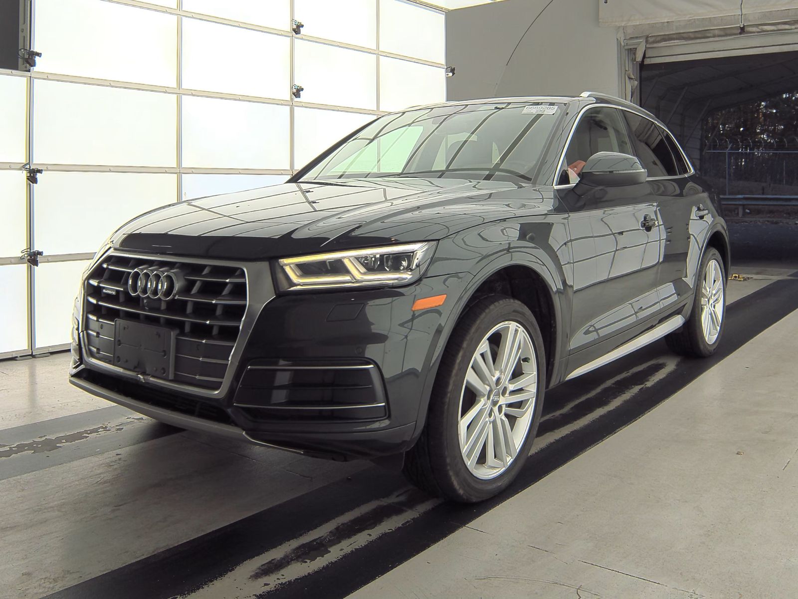 2018 Audi Q5 Prestige w/Technology Value Pkg
