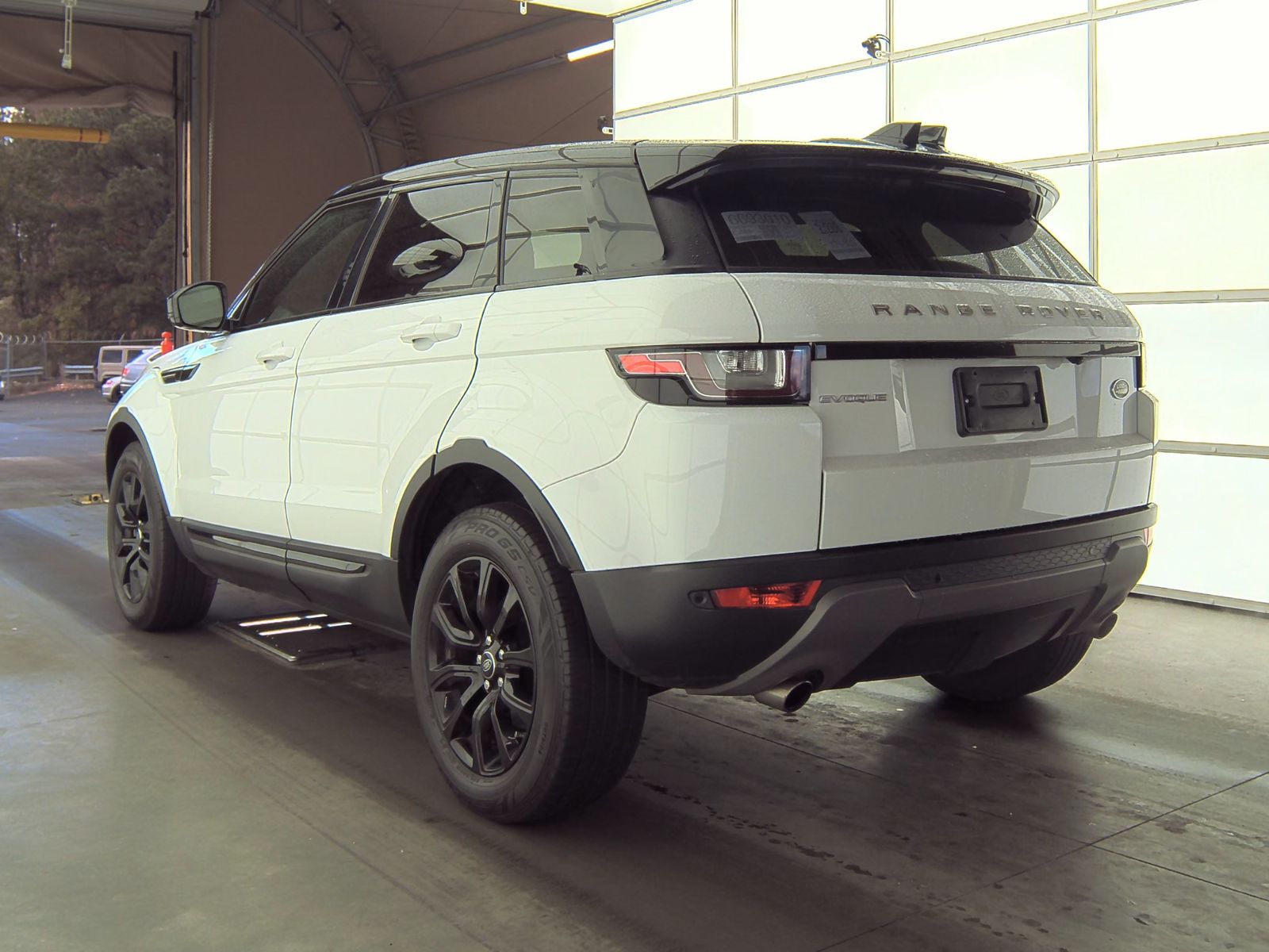 2019 Land Rover Range Rover Evoque SE AWD