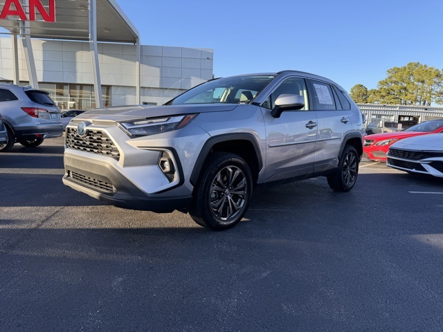 2022 Toyota RAV4 Hybrid XLE Premium