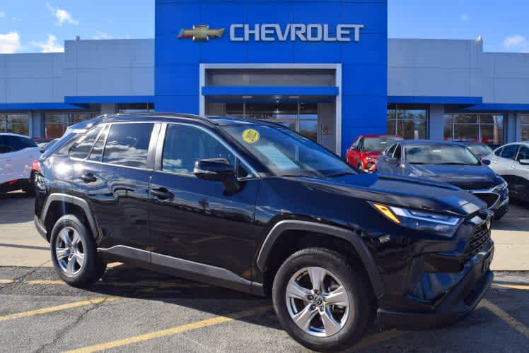 2022 Toyota RAV4 XLE