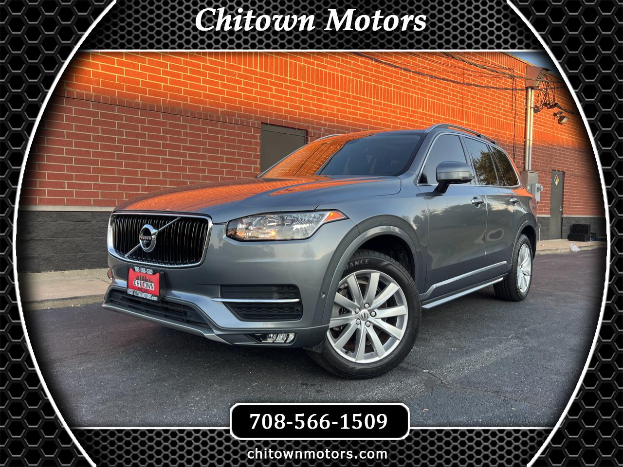 2016 Volvo XC90 T6 Momentum