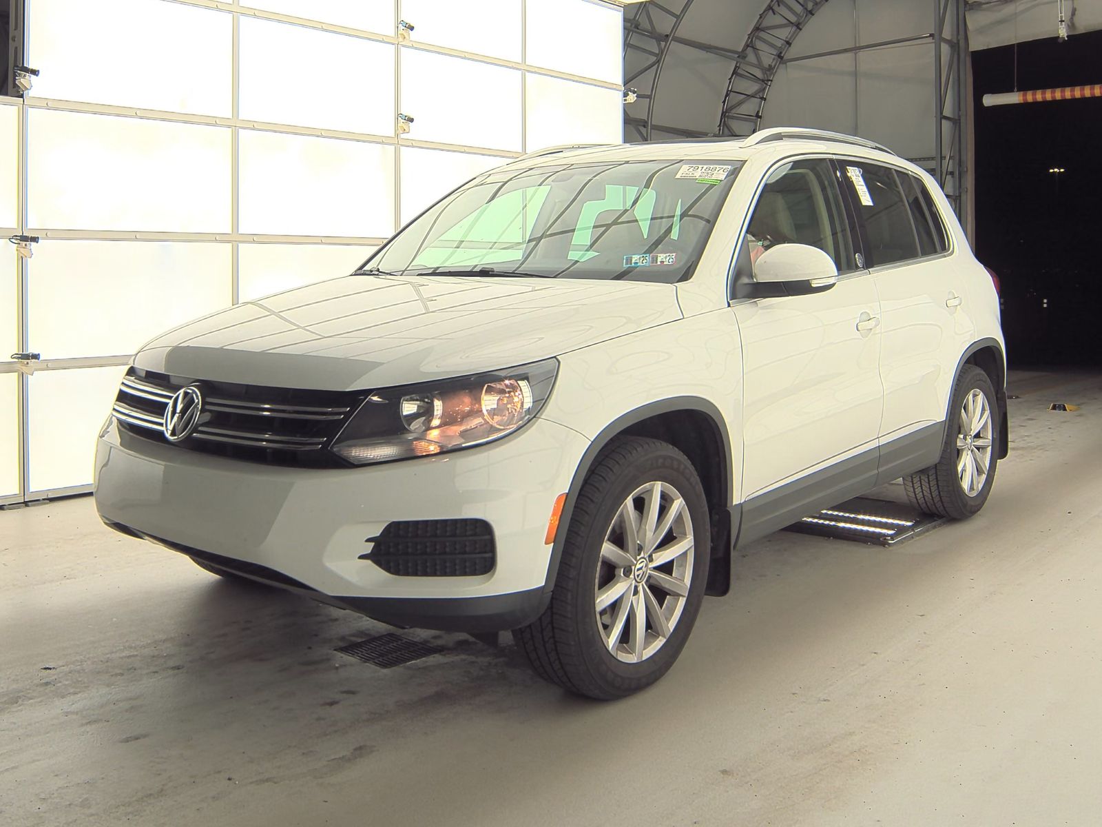 2017 Volkswagen Tiguan 2.0T Wolfsburg Edition AWD