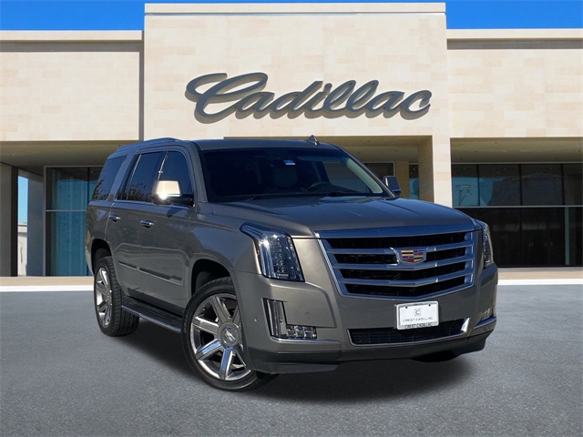 2017 Cadillac Escalade Luxury 1SB