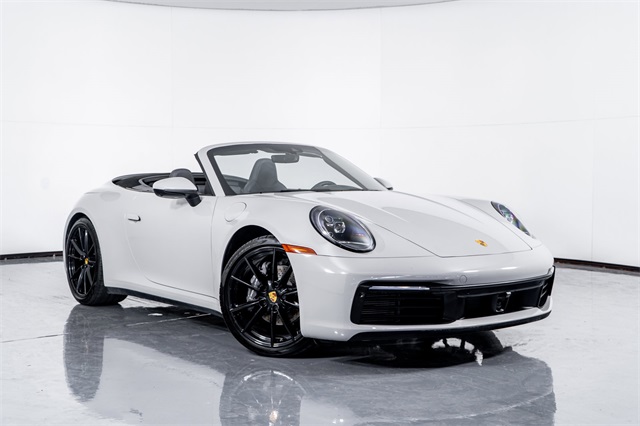 2022 Porsche 911 Carrera 4