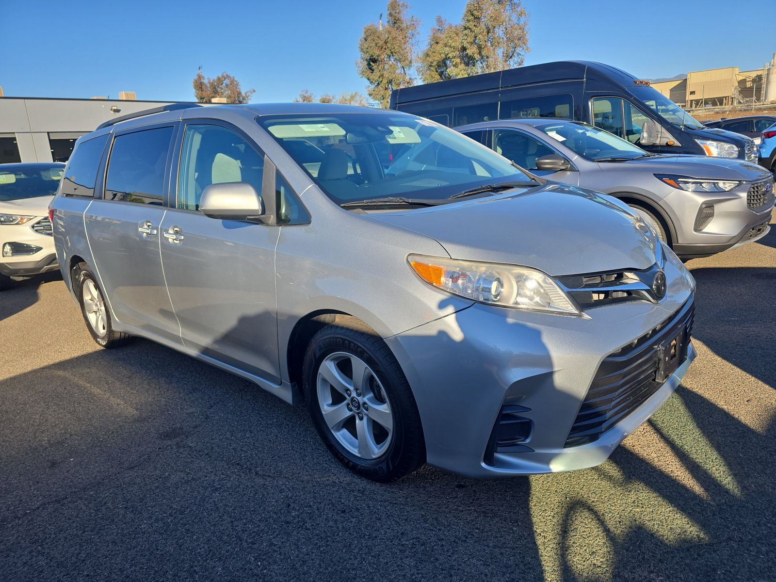 2019 Toyota Sienna LE FWD