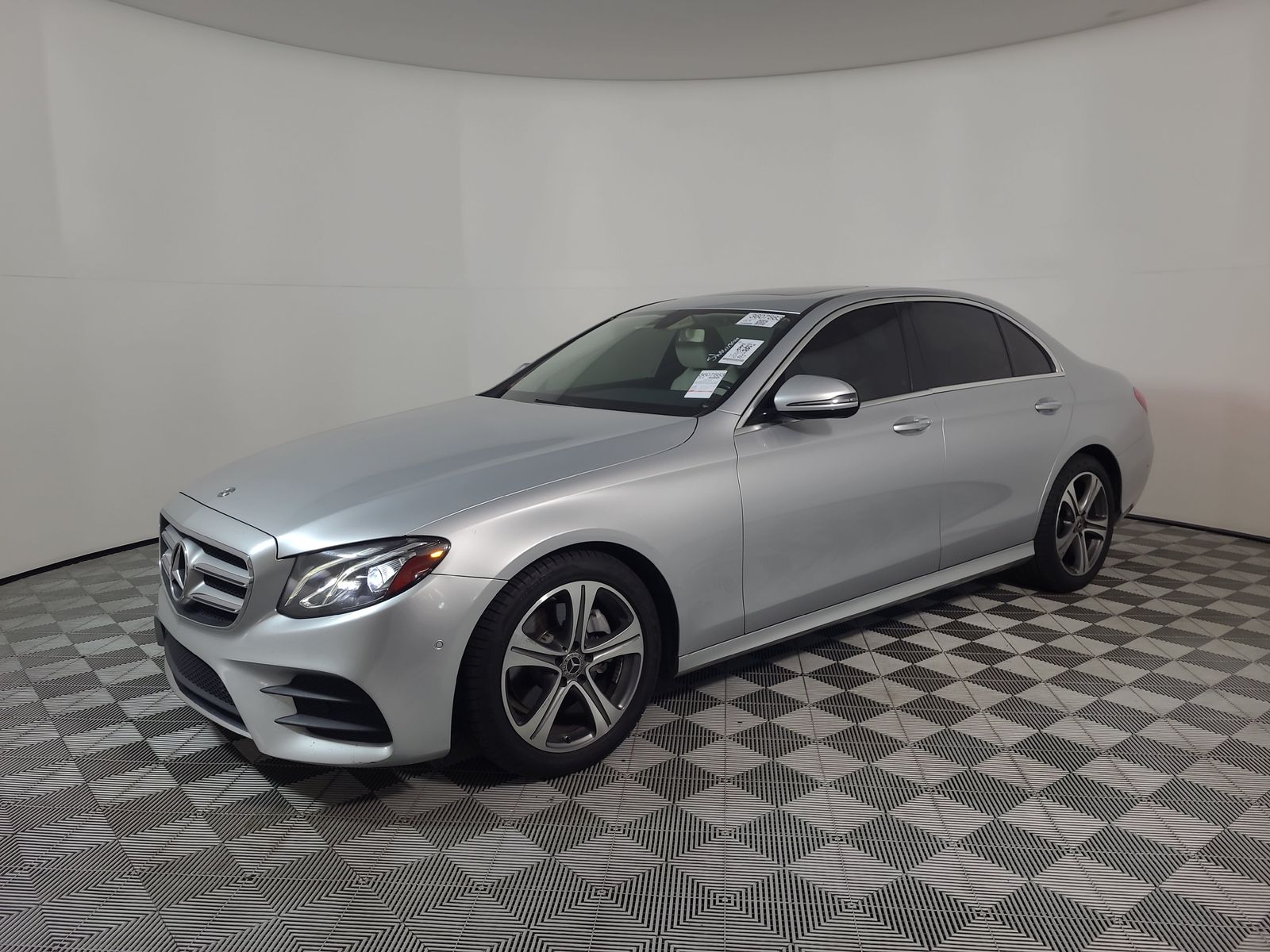 2018 Mercedes-Benz E 300 Sedan