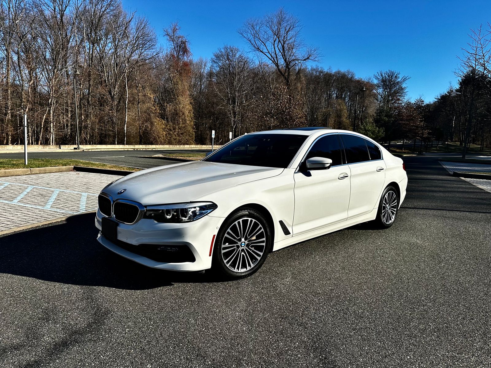 2017 BMW 5 Series Sedan 530i xDrive