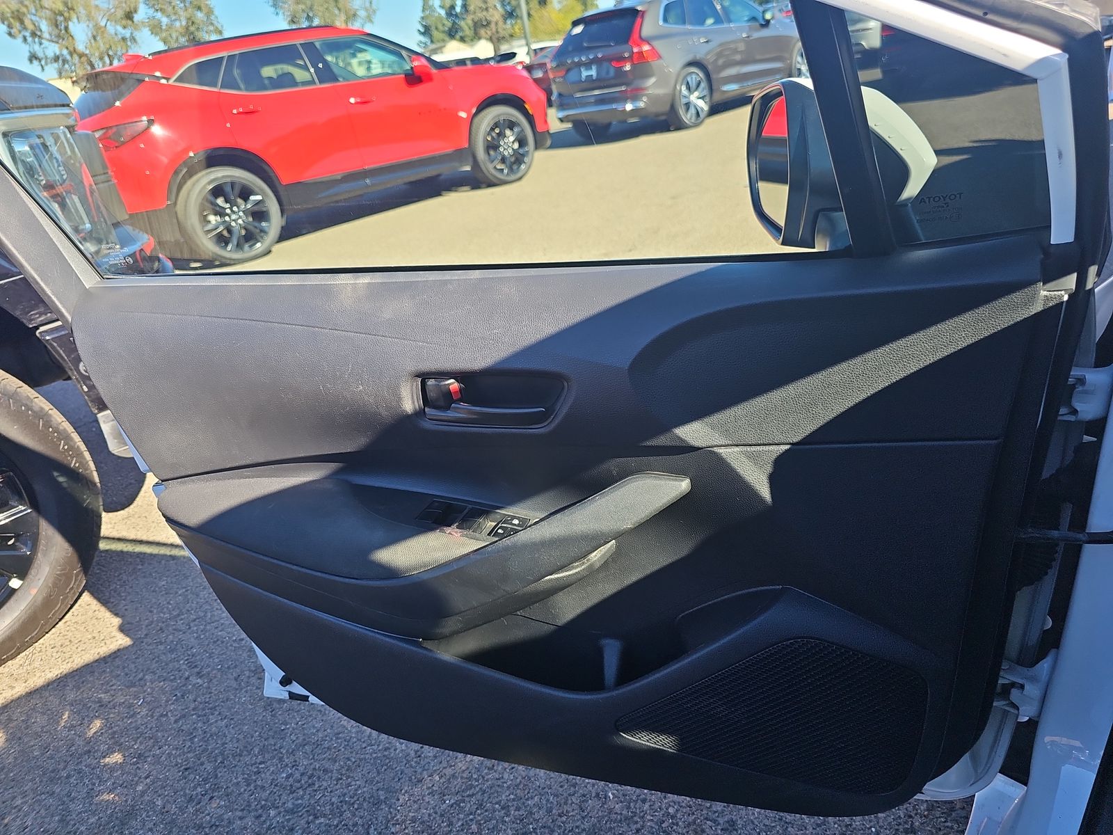 2022 Toyota Corolla LE FWD