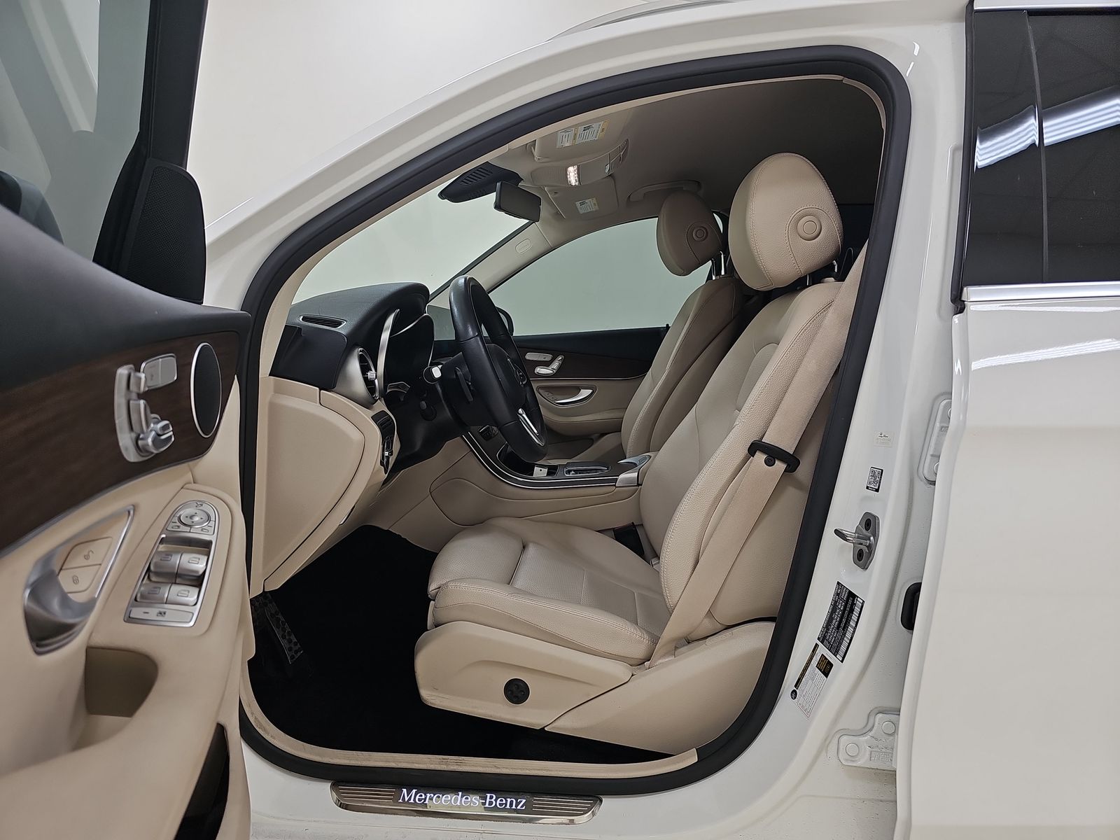 2021 Mercedes-Benz GLC GLC 300 RWD