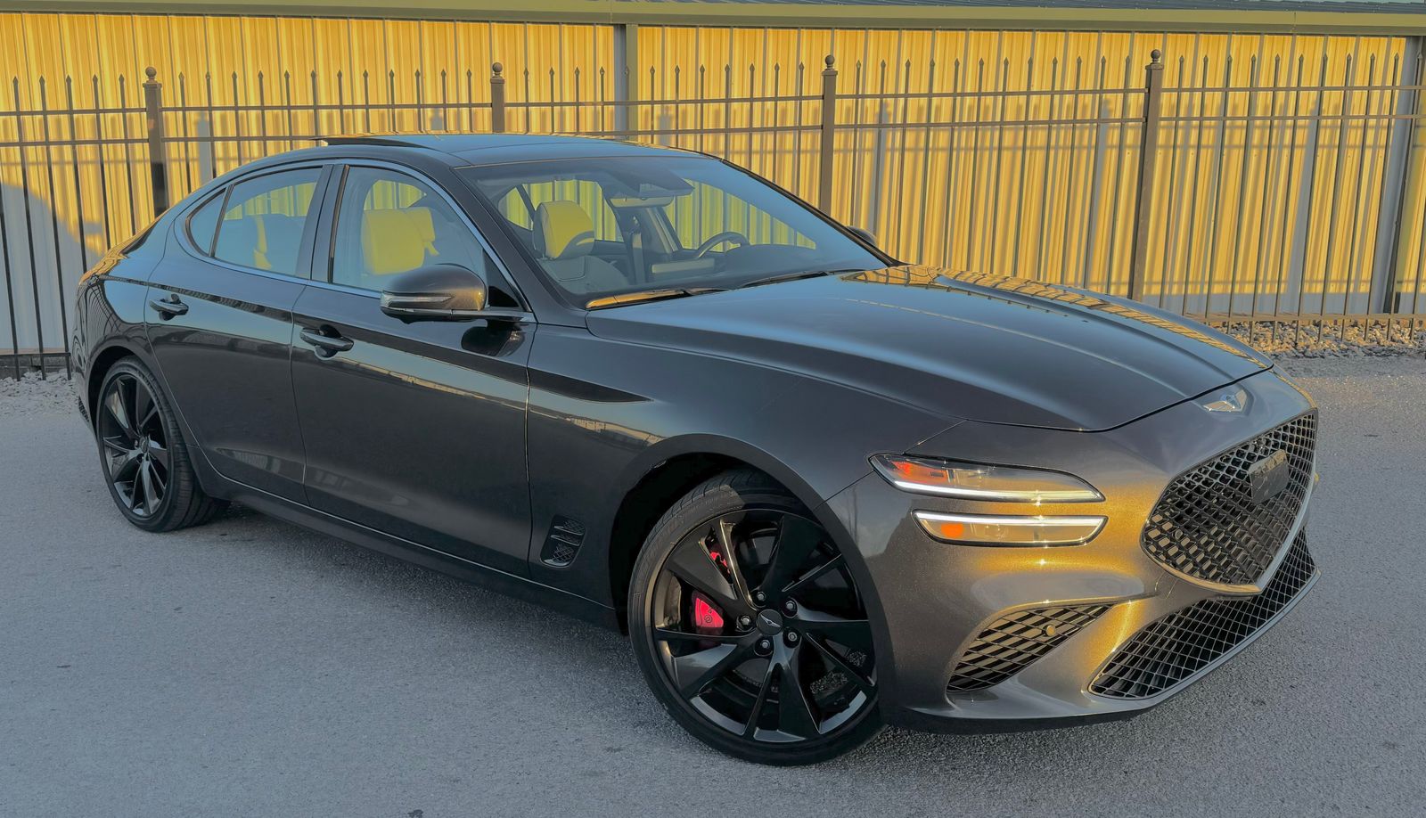 2022 Genesis G70 3.3T Standard