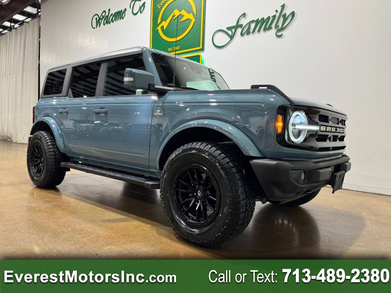 2022 Ford Bronco Outer Banks