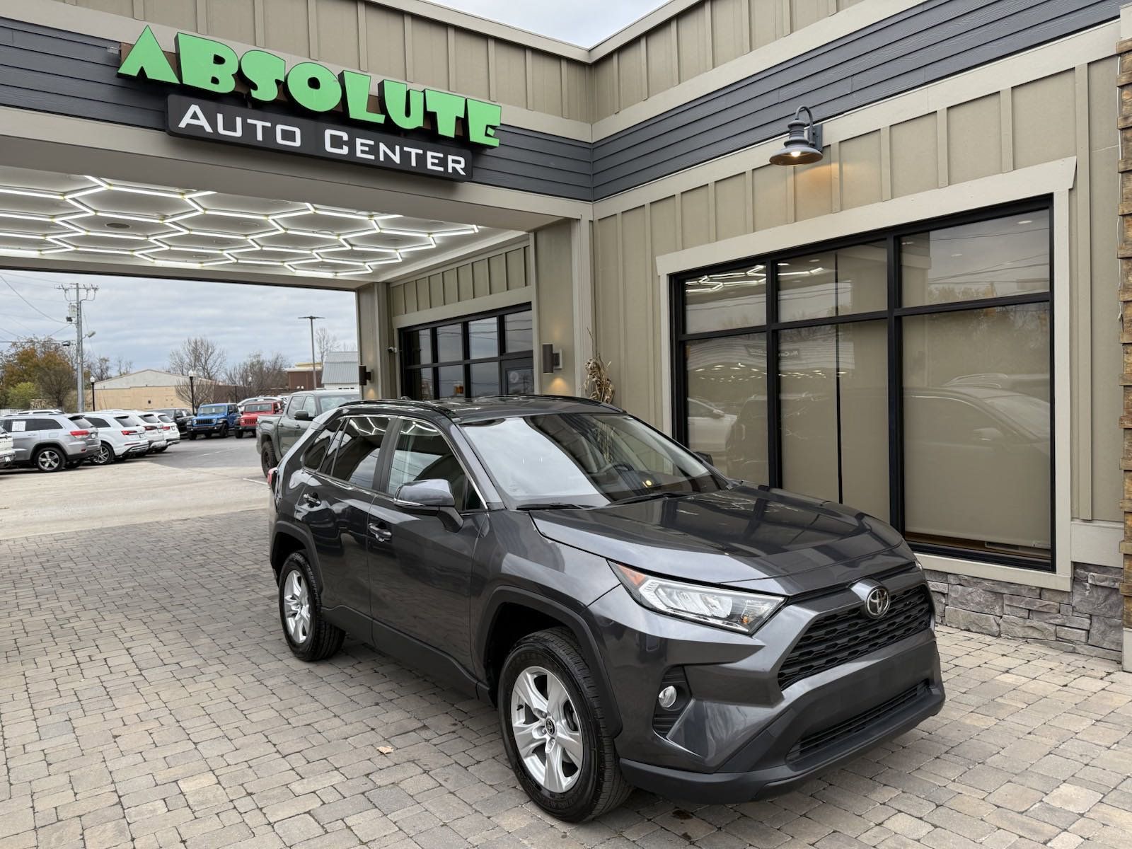 2021 Toyota RAV4 XLE