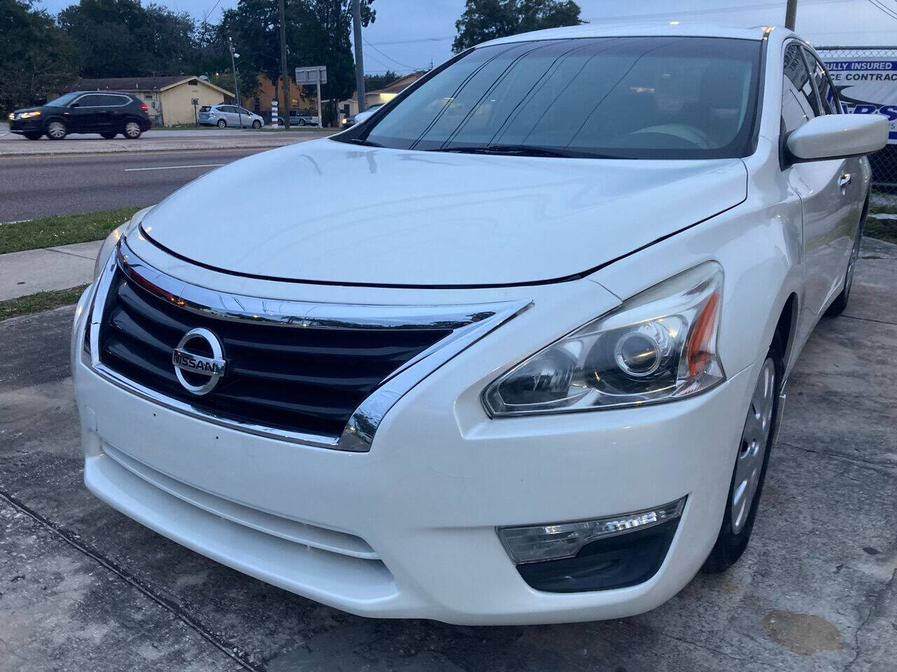 2013 Nissan Altima 2.5 S Sedan