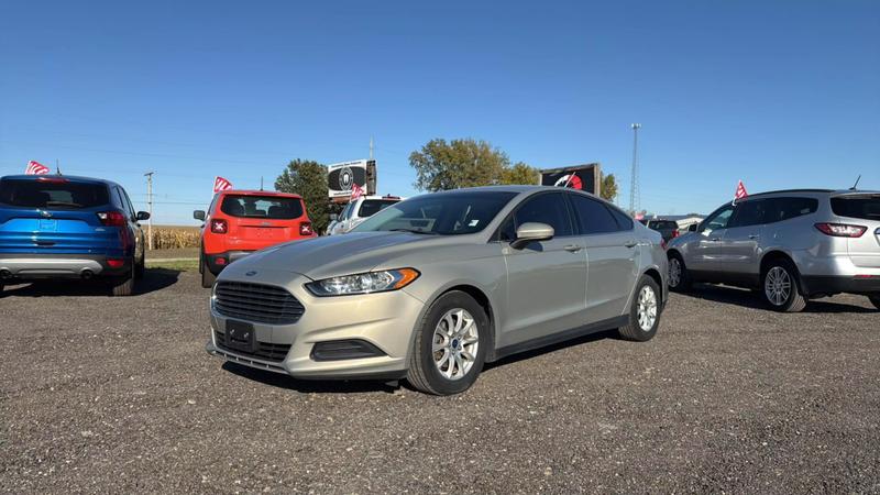 2016 Ford Fusion S