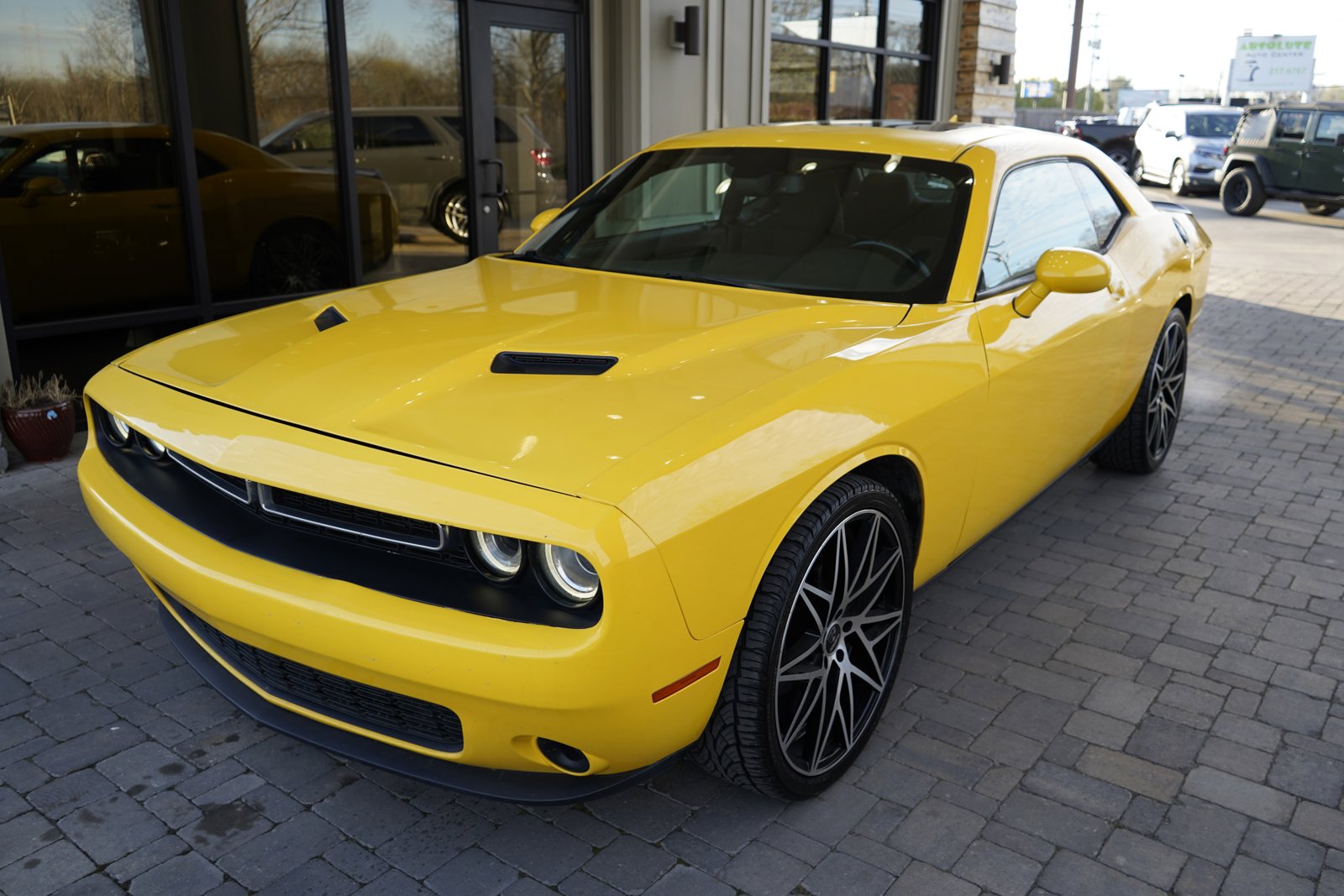 2017 Dodge Challenger SXT