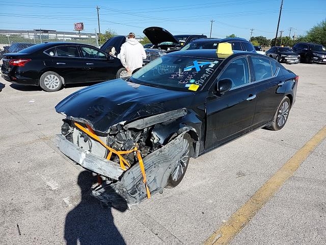 2023 Nissan Altima SV