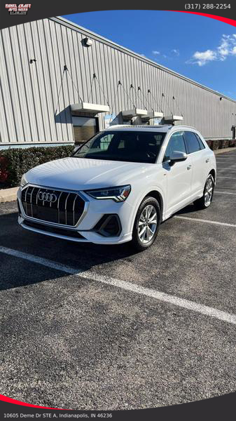 2023 Audi Q3 S line Premium