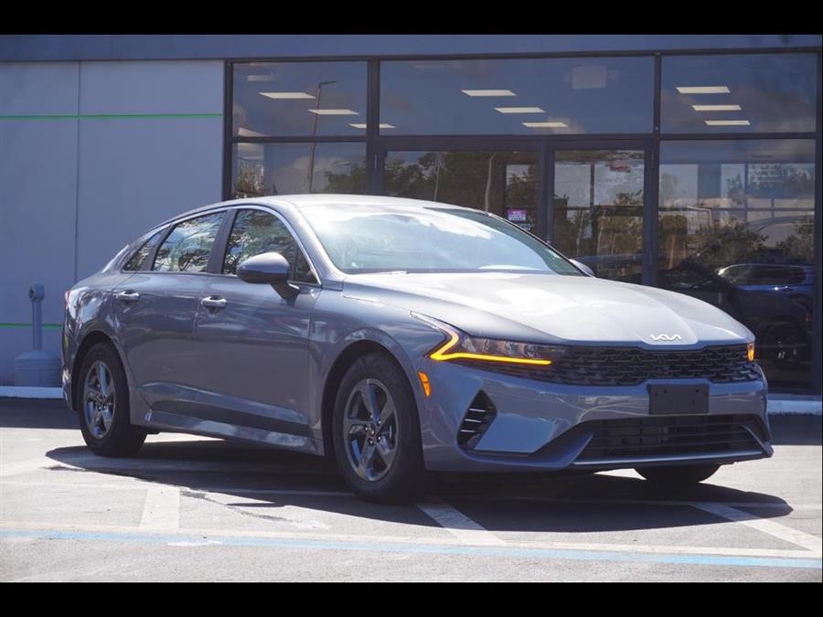 2022 Kia K5 LXS