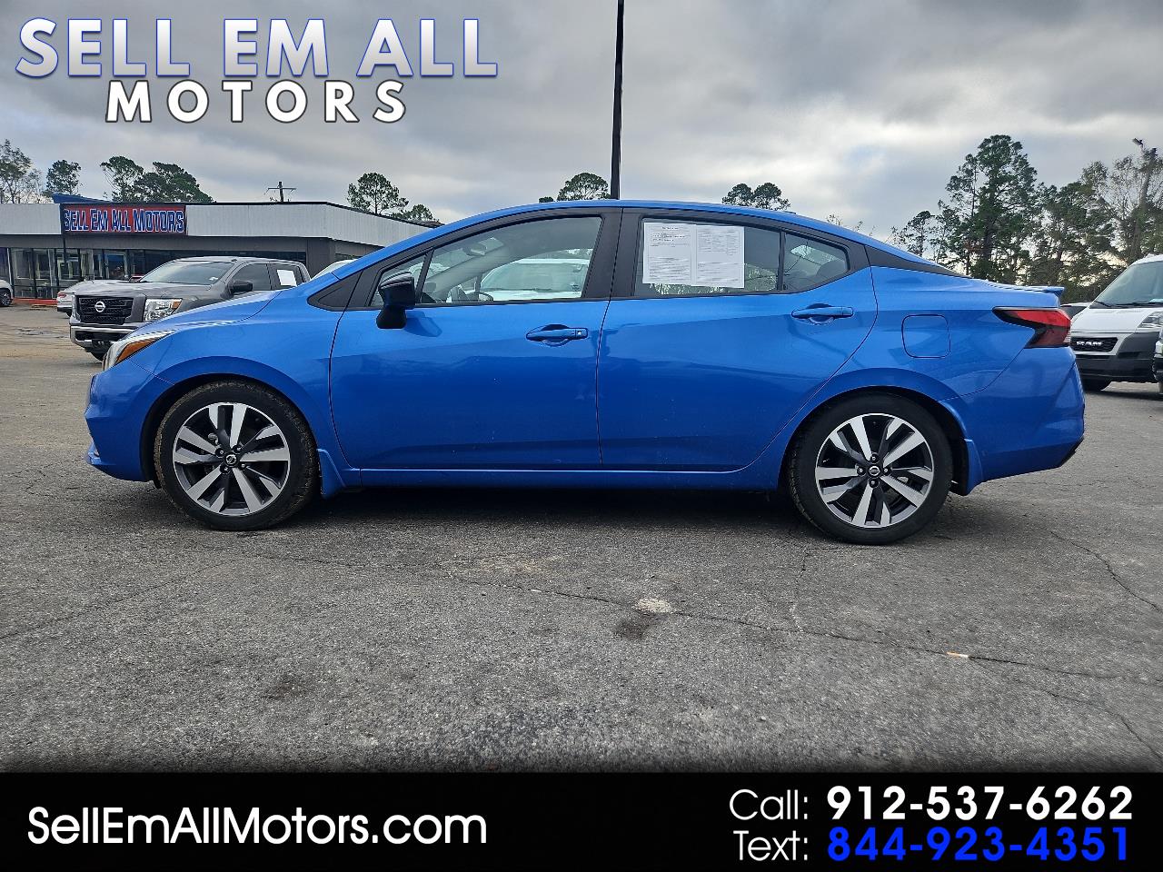 2020 Nissan Versa SR