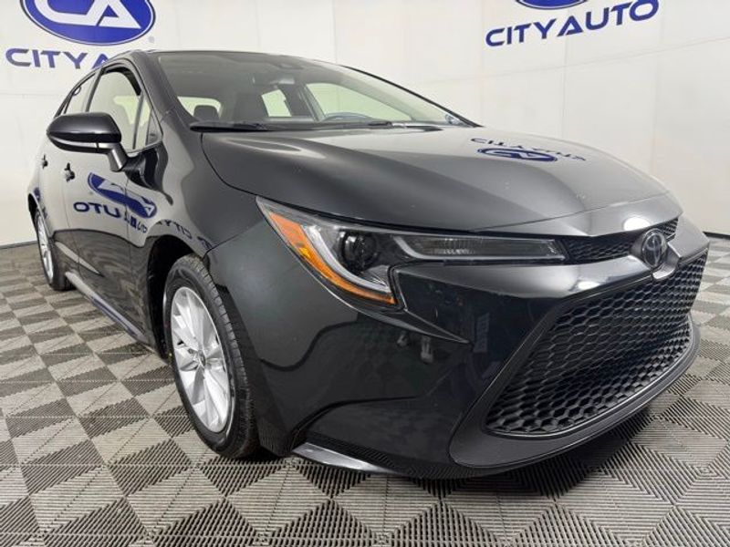 2022 Toyota Corolla LE Sedan