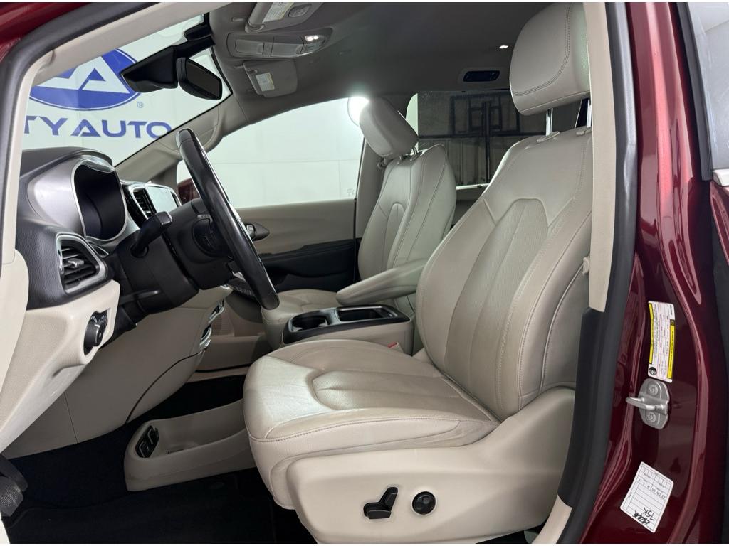 2021 Chrysler Pacifica Touring L 121.6