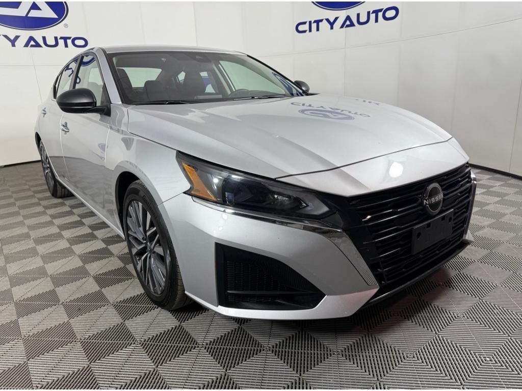 2024 Nissan Altima SV