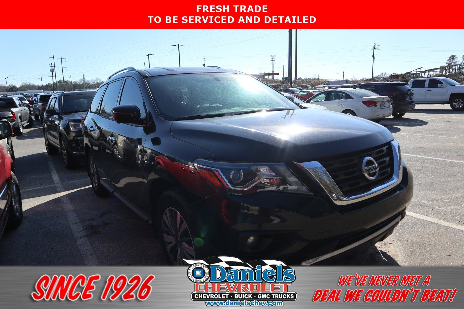 2020 Nissan Pathfinder SL