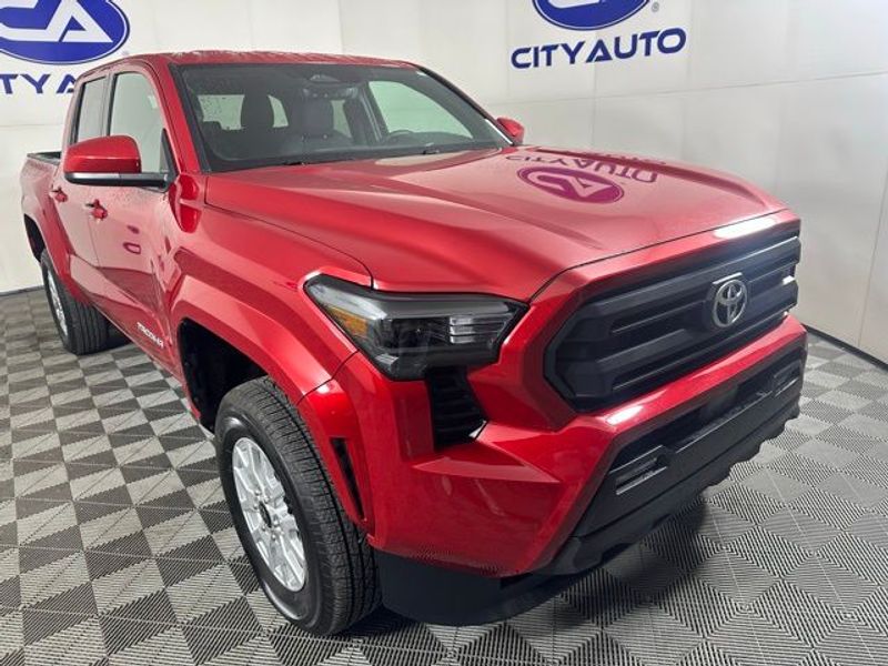 2024 Toyota Tacoma SR5 Crew Cab Short Bed