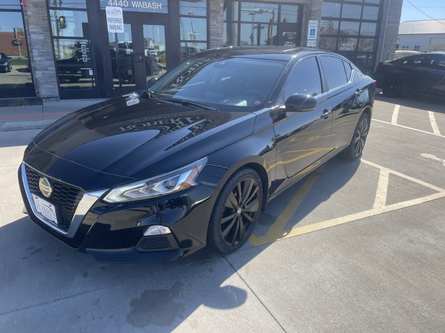 2021 Nissan Altima SR