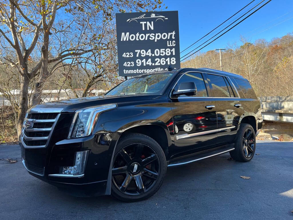 2017 Cadillac Escalade Luxury 1SB