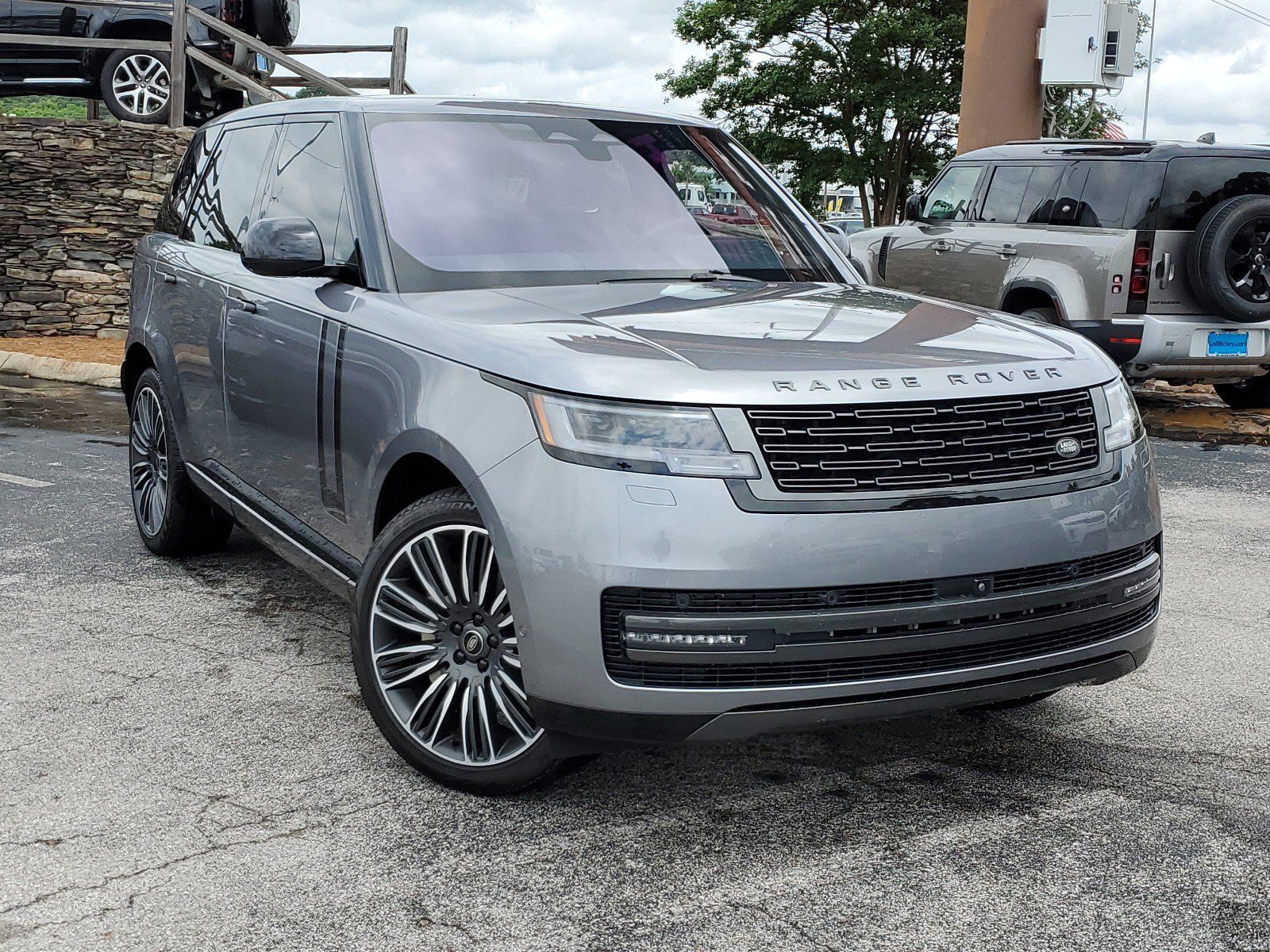 2023 Land Rover Range Rover SE