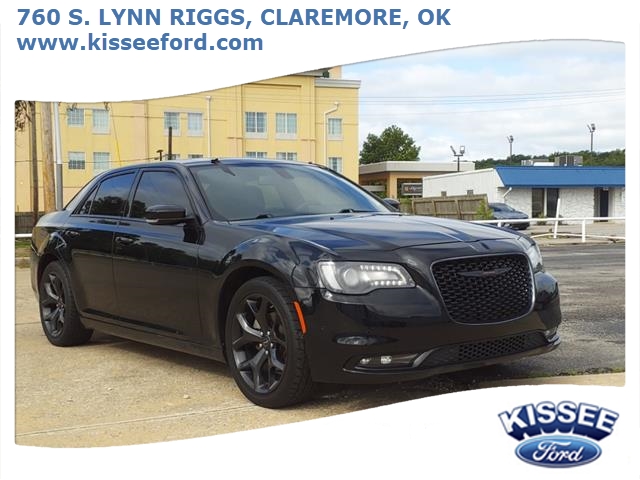 2022 Chrysler 300S