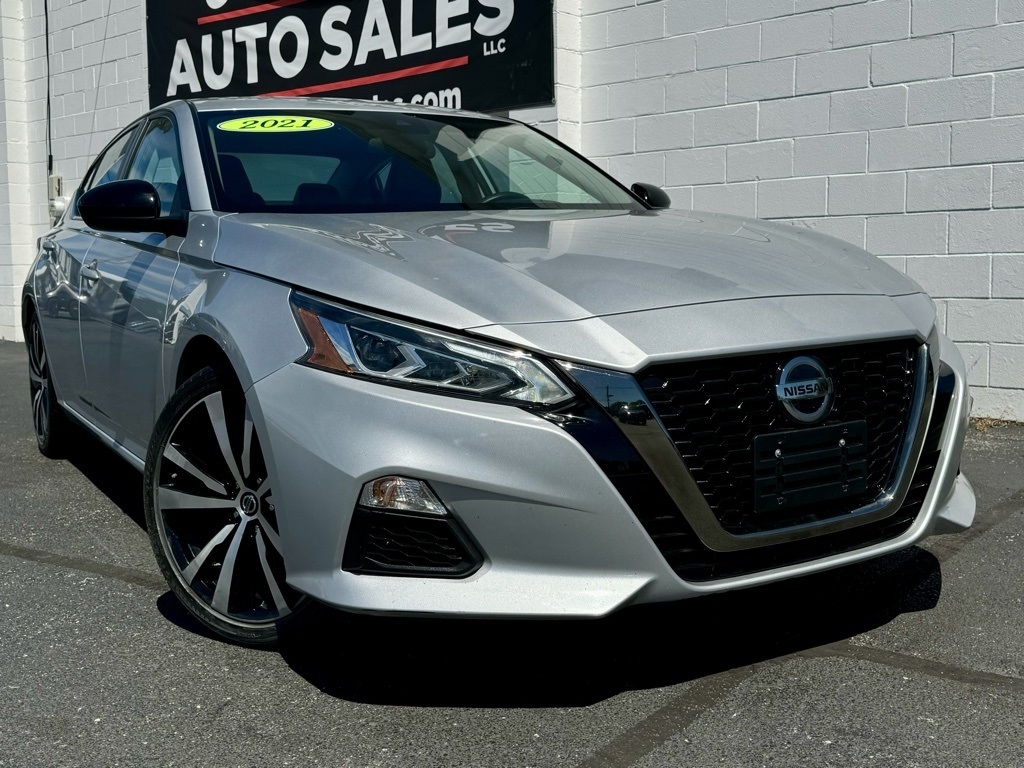 2021 Nissan Altima SR