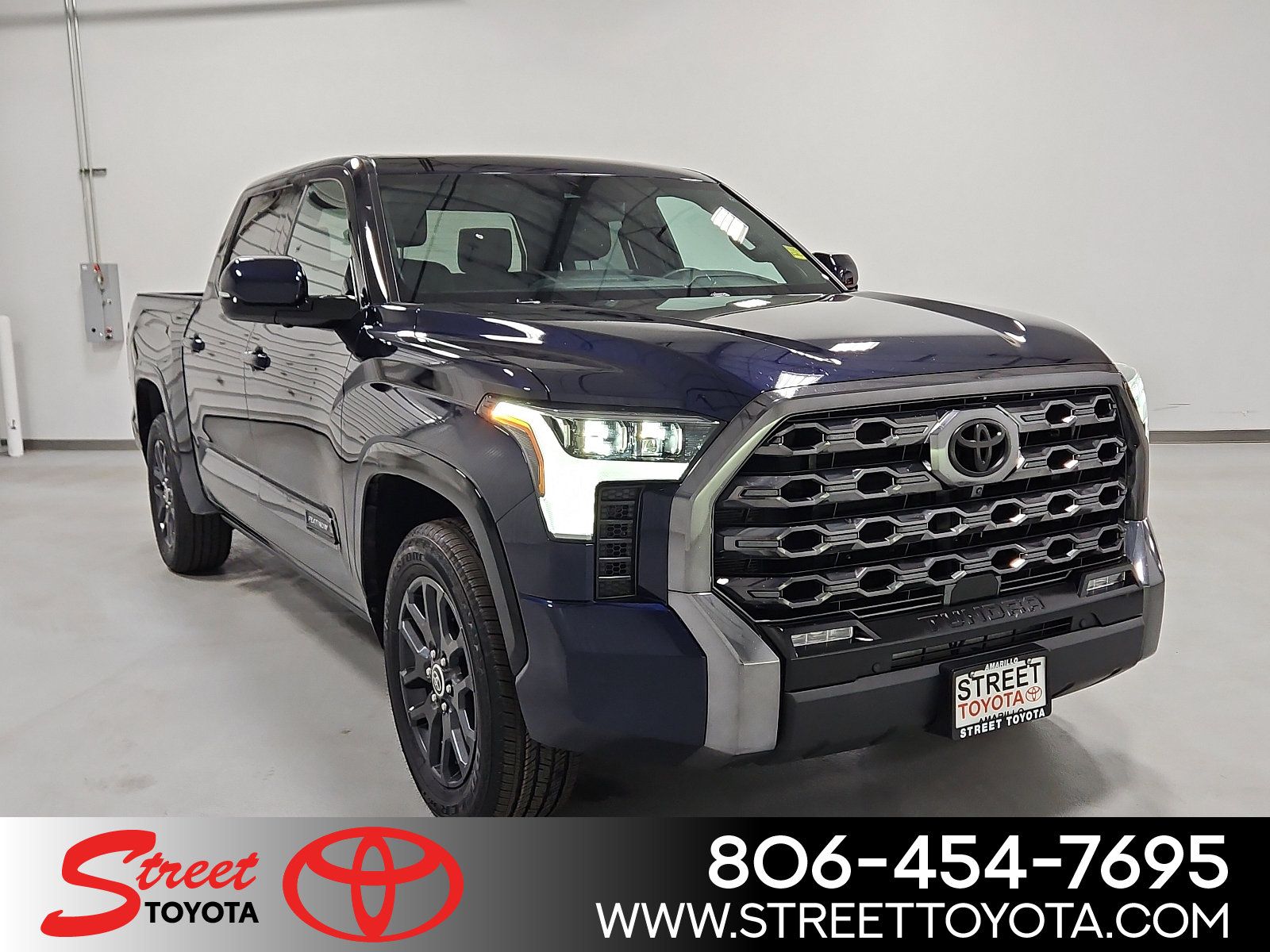2023 Toyota Tundra Platinum Crew Cab Extra Short Bed