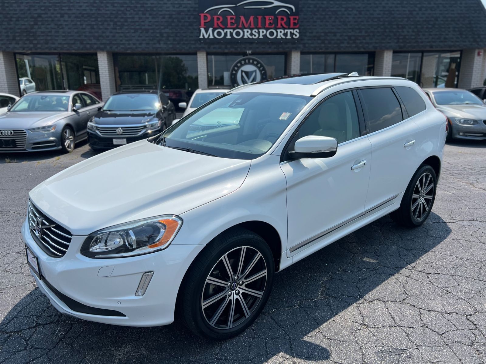 2017 Volvo XC60 T6 Inscription