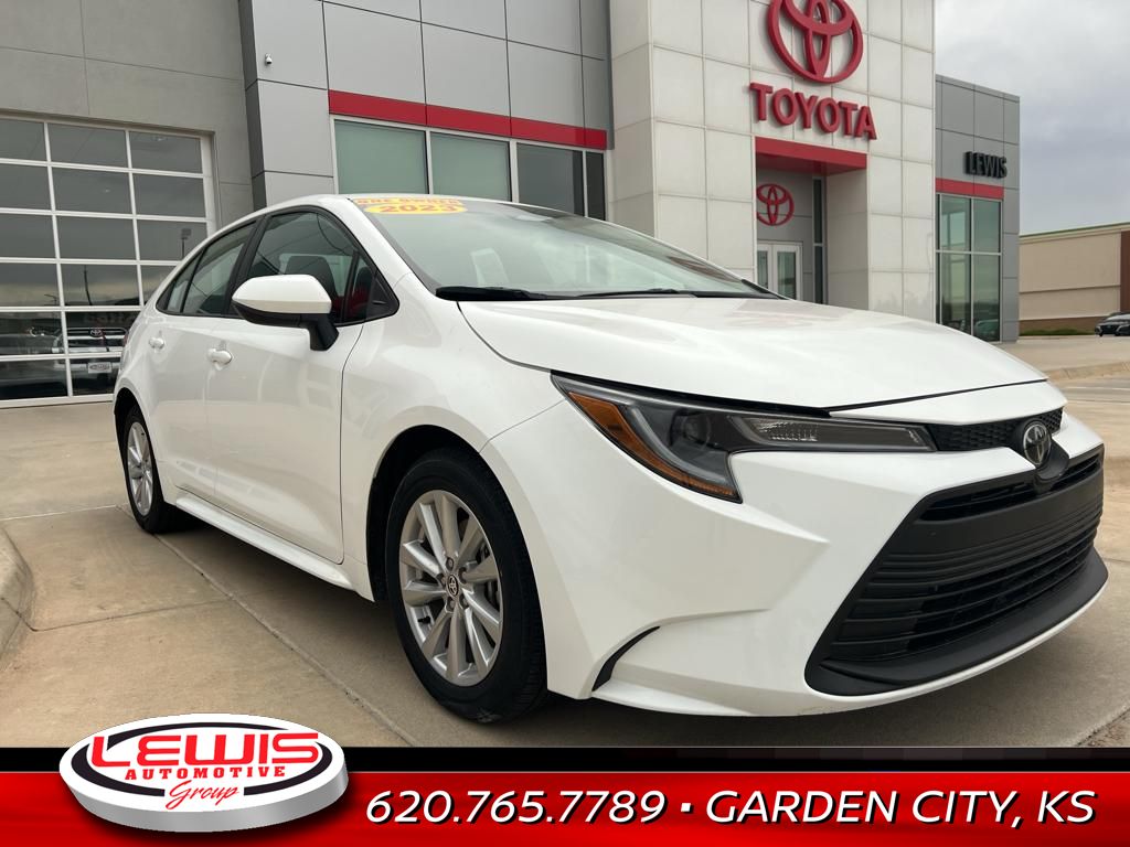 2023 Toyota Corolla LE
