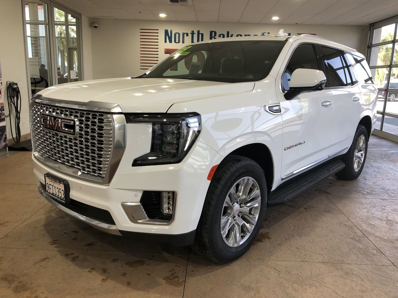 2023 GMC Yukon Denali 5SA