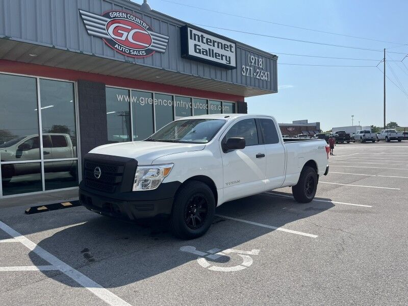 2021 Nissan TITAN S Extended Cab Short Bed w/Rear Doors