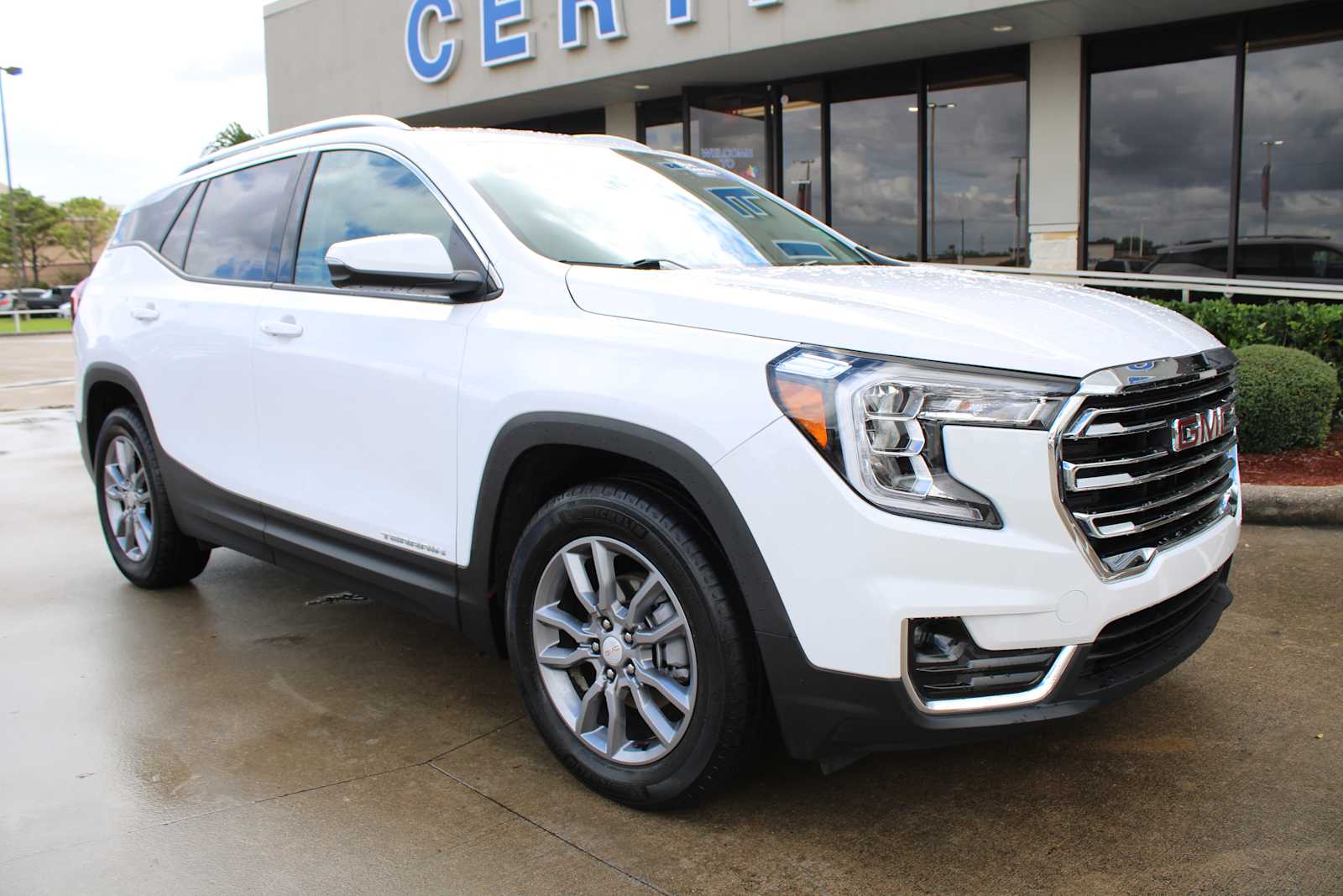 2024 GMC Terrain SLT 4SA