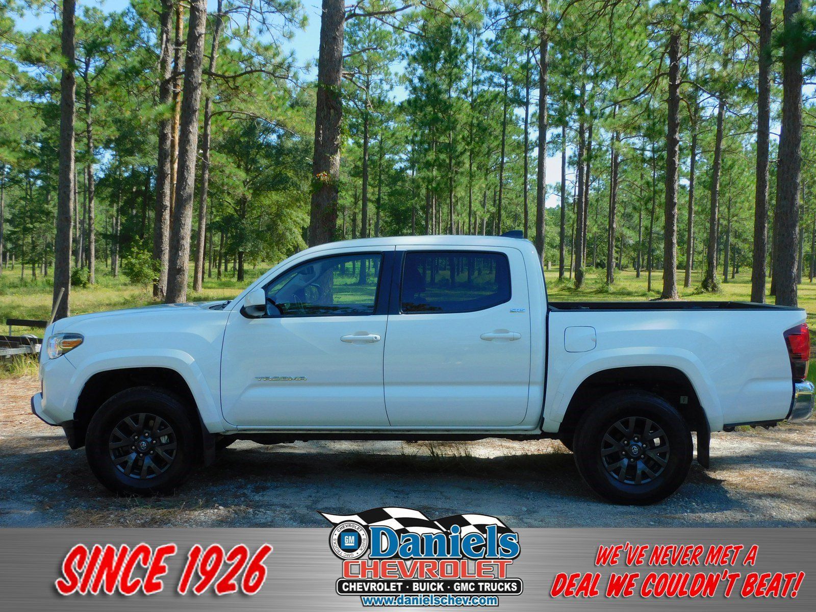 2023 Toyota Tacoma SR5 Crew Cab Short Bed