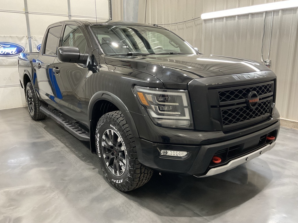2021 Nissan TITAN PRO-4X Crew Cab Extra Short Bed