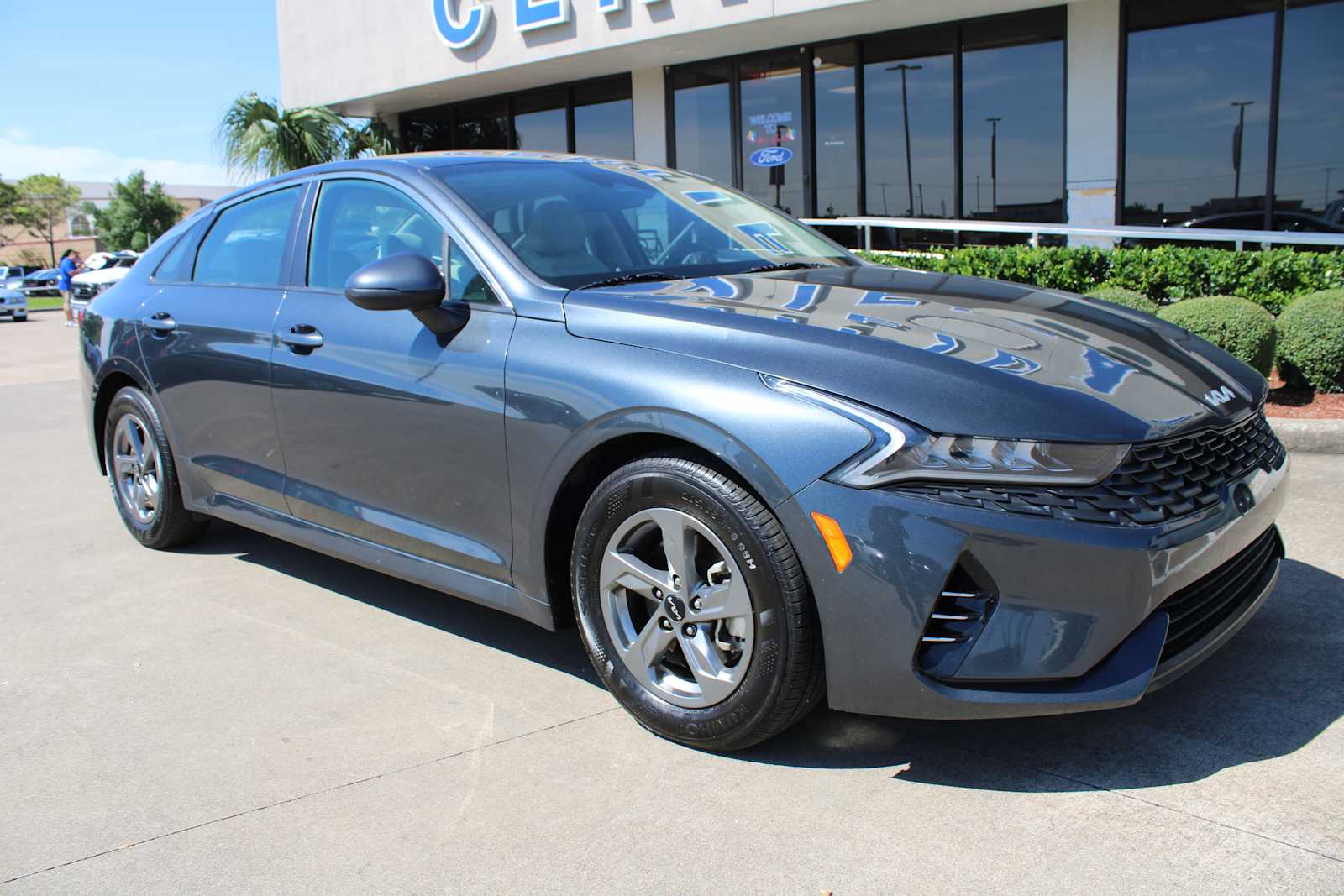 2022 Kia K5 LXS
