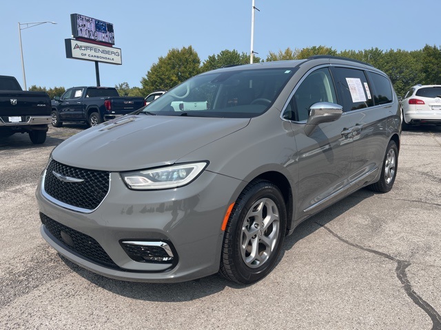 2022 Chrysler Pacifica Limited 121.6