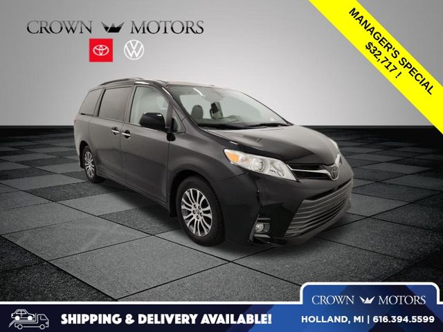 2020 Toyota Sienna XLE 8-Passenger 119.3
