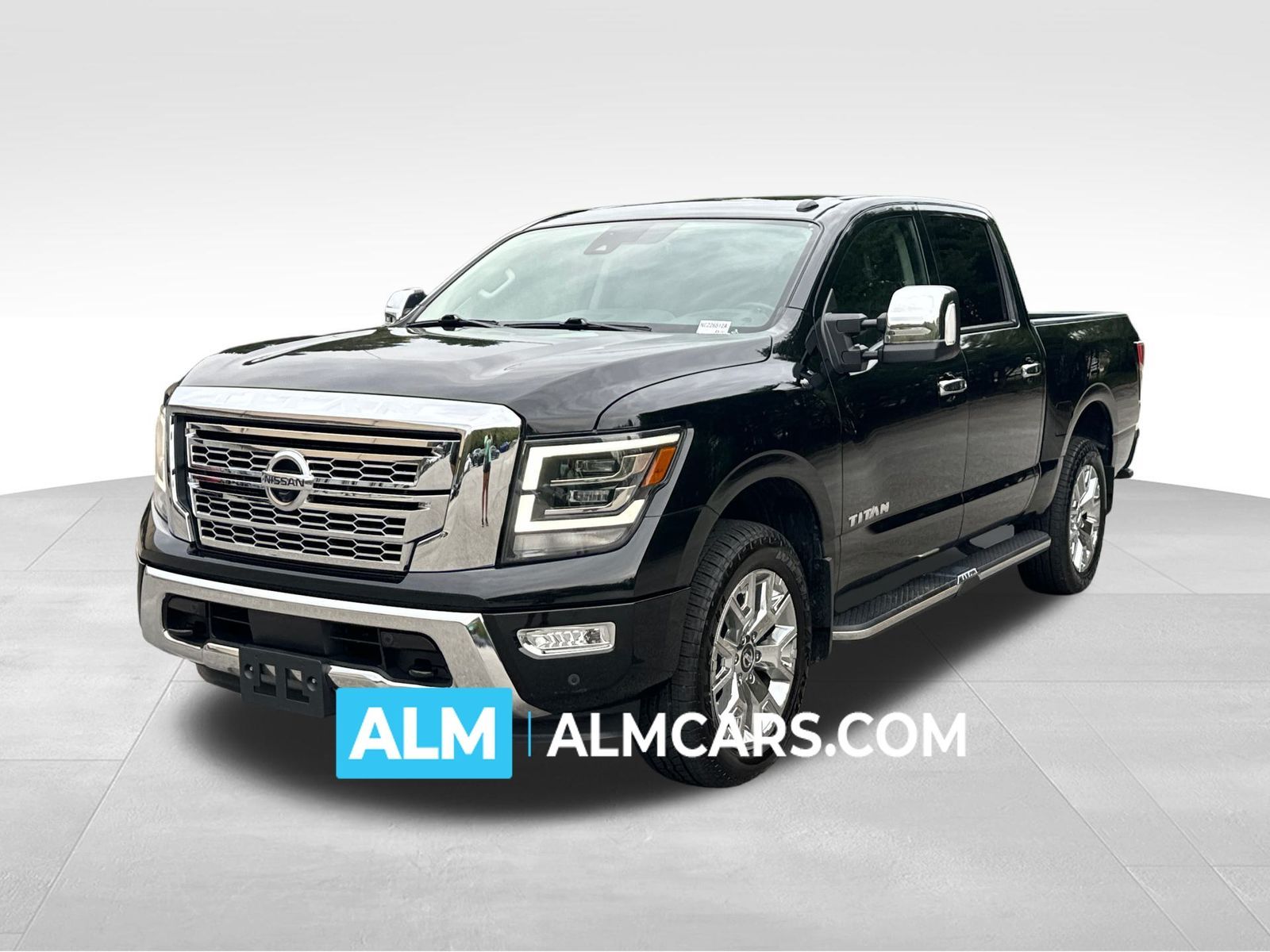 2021 Nissan TITAN SL Crew Cab Extra Short Bed