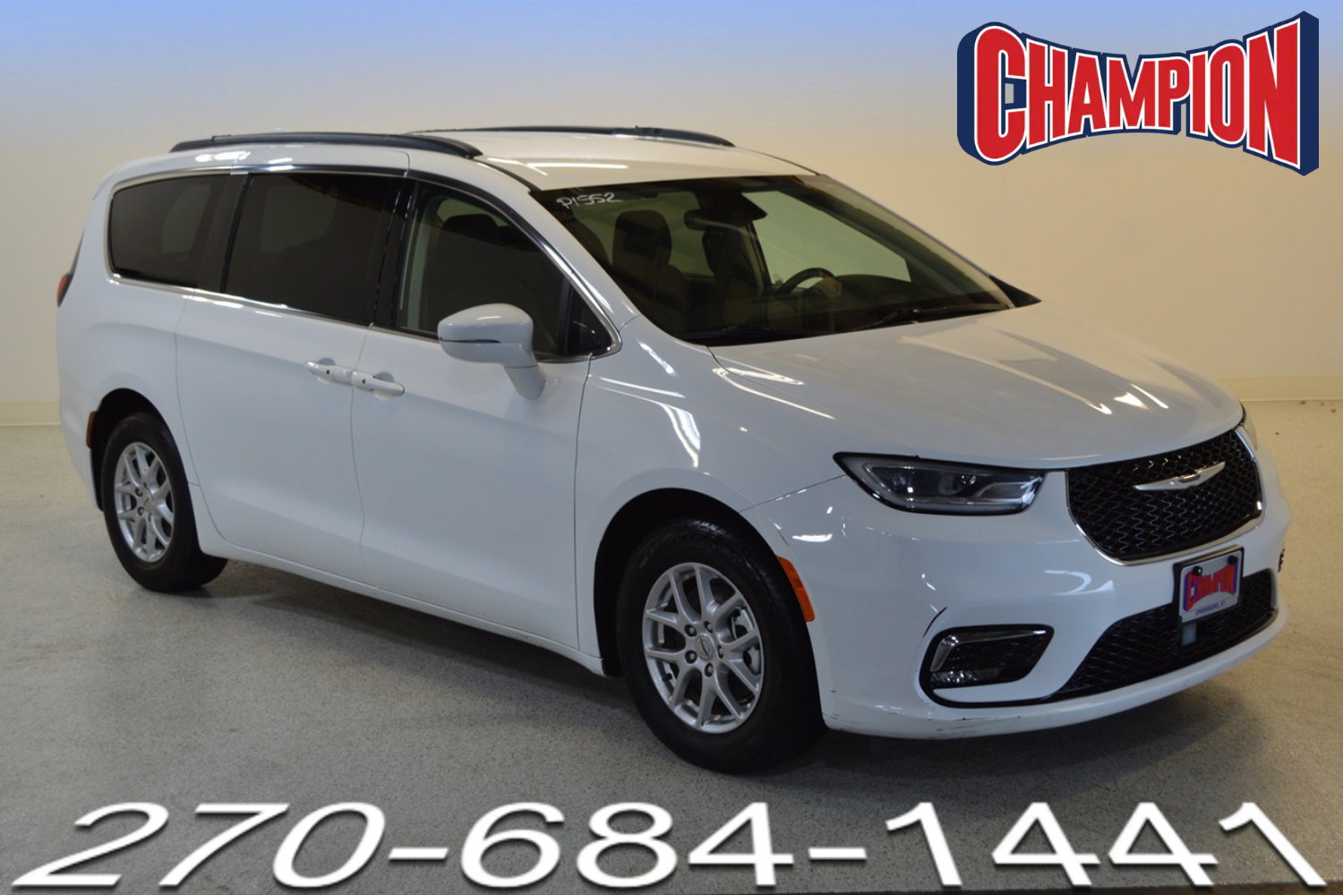 2022 Chrysler Pacifica Touring L 121.6